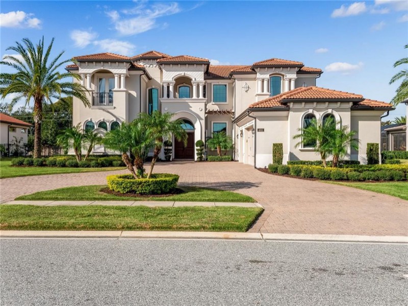 4011 Isabella Circle in Windermere